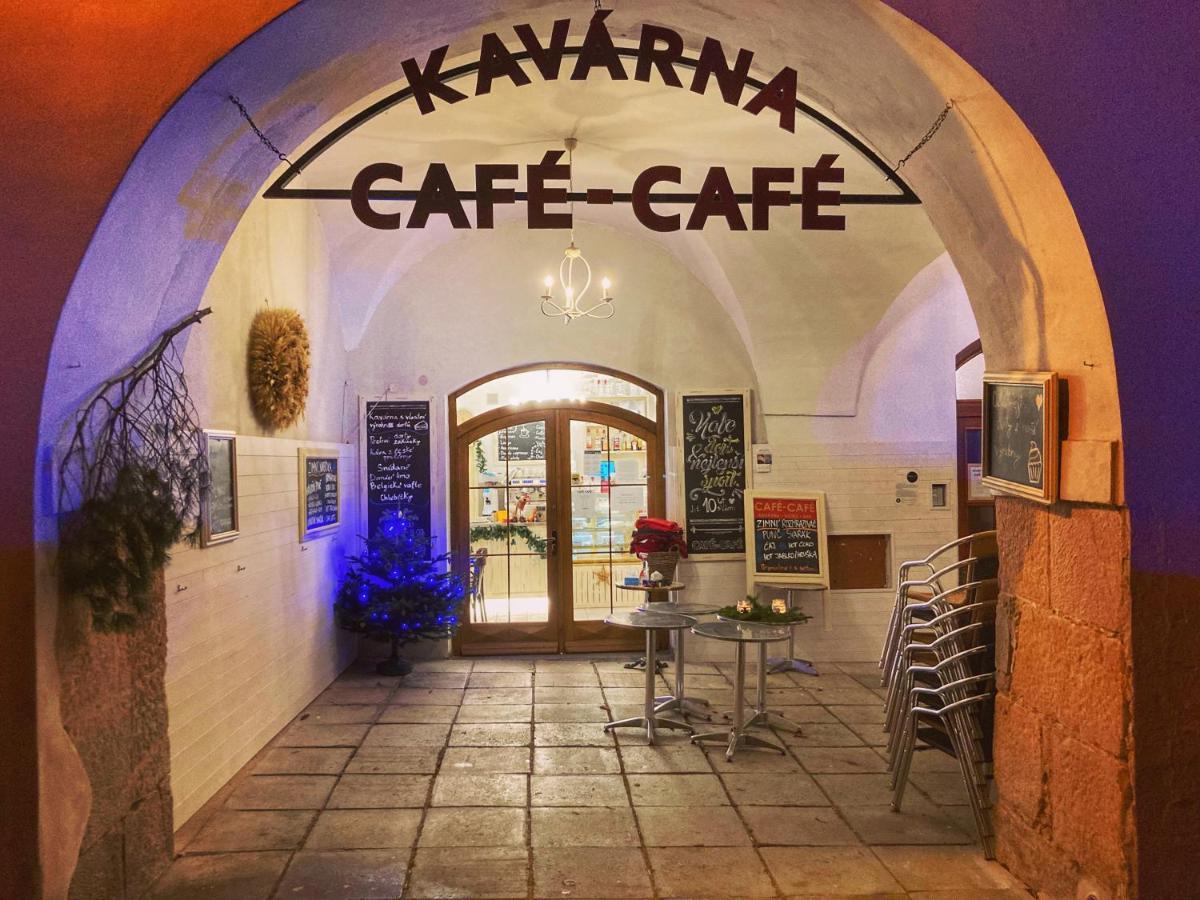 Apartmany Cafe-Cafe Jicin Exterior photo