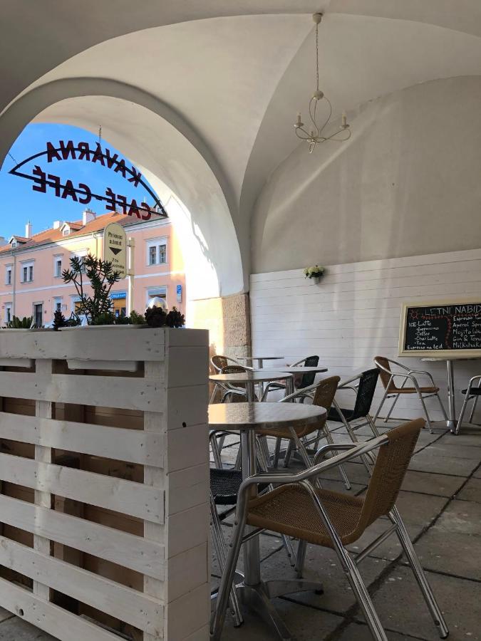 Apartmany Cafe-Cafe Jicin Exterior photo